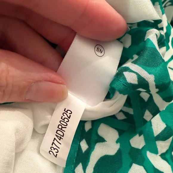 NWT Alex Marie green white Renata printed tropical getaway dress with tie 10 - Picture 7 of 8